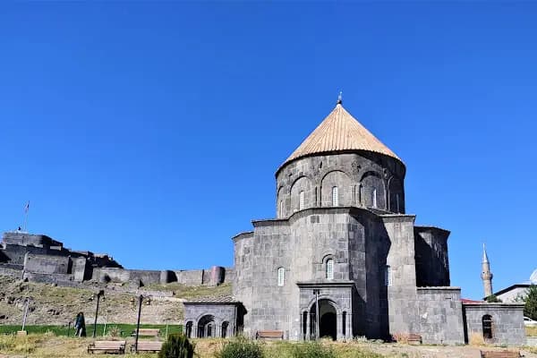 Kars On Iki Havariler Kilisesi - Kilise - Kars Arpaçay