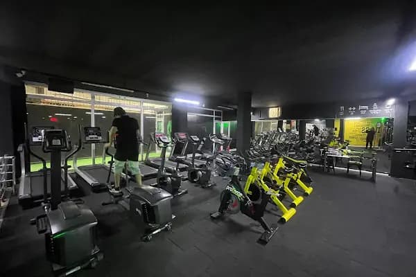 HULK GYM - Spor salonu - İstanbul Avcılar