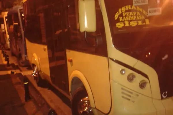 Şişhane Şişli Minibüs Durağı - Ulaşım Hizmeti - İstanbul Beyoğlu