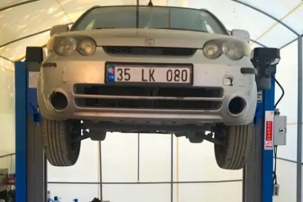 Hakan Oto Bakim Servisi - Oto Tamirhanesi - İzmir Balçova