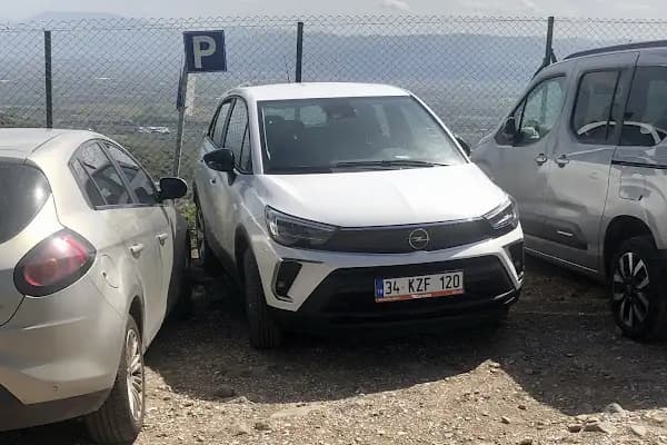 Garenta İzmir Balçova İstinyePark AVM Araç Kiralama - Araba Kiralama Şirketi - İzmir Bayraklı