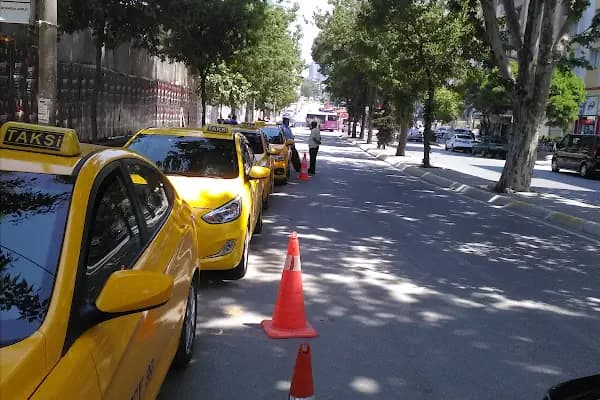 Karadeniz Telsiz Taksi - Taksi Durağı - İstanbul Arnavutköy
