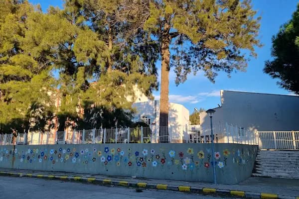 Gazi Ortaokulu - Okul - İzmir Aliağa
