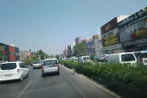Halkbank İzmir Karabağlar Şubesi - Banka - İzmir Buca