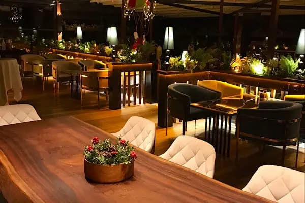 Tiara's Restaurant - Restoran - İstanbul Adalar