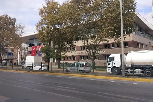 T.C. Gölcük Belediyesi - Belediye Binası - Kocaeli Gölcük