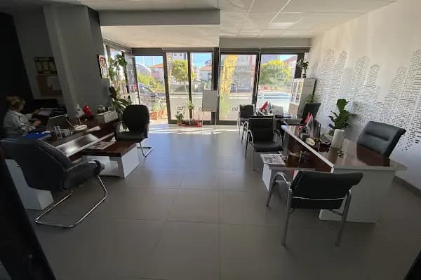 Berat Aydın GAYRİMENKUL - Kurumsal Ofis - Antalya Döşemealtı