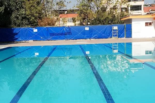 Kazım Karabekir Yüzme Havuzu - Yüzme havuzu - Adana Yüreğir