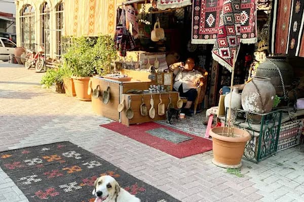 Pazar Alanı - Pazar - İzmir Balçova