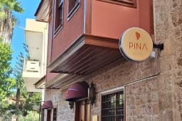 Pina Hotel