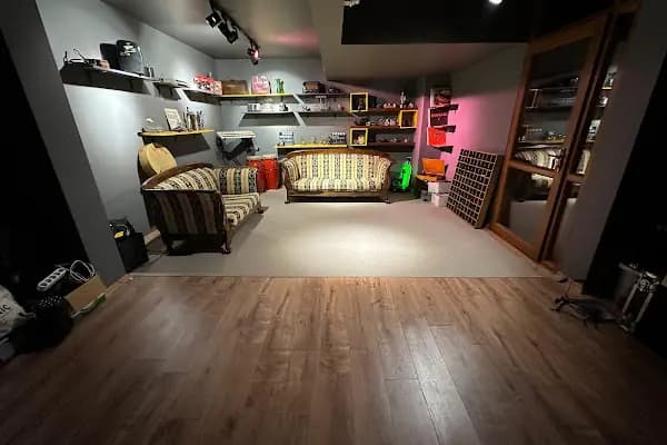Locca Records / Müzik Fabrikası - Müzik Yapımcısı - İstanbul Kartal