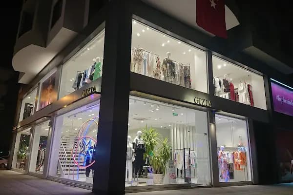 GIZIA Alanya - Kadın giyim mağazası - Antalya Aksu