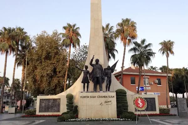Alanya Kaymakamlığı - Belediye Binası - Antalya Alanya