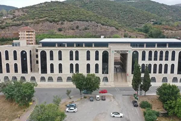 Ali Rıza Veziroğlu Meslek Yüksek Okulu - Üniversite - Kocaeli Körfez