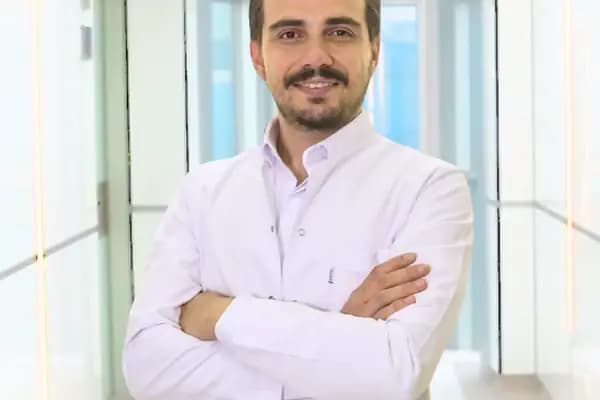 Op. Dr. Batuhan Kartal - Beyin ve Sinir Cerrahı - Sakarya Erenler