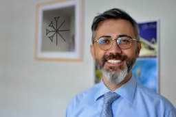 Prof. Dr. Okan Kuzhan Özel Muayenehanesi