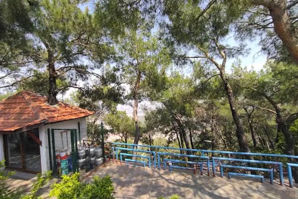 Teleferik girişi bilet gişe - Turistik Yer - İzmir Balçova