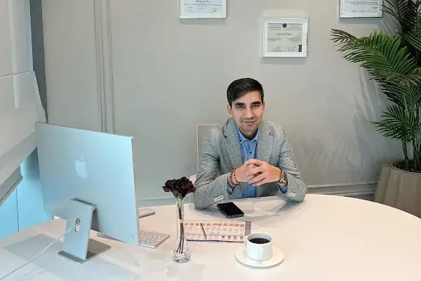 Dr. Omar Shahrukh - Estetik Cerrah - İstanbul Sancaktepe