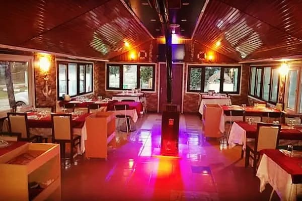 Tayfunun Yeri - Restoran - Sakarya Erenler