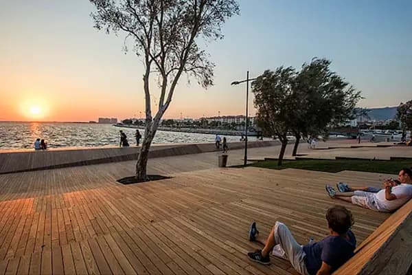 Bostanlı Günbatımı Seyir Terası - Manzara seyir noktası - İzmir Foça