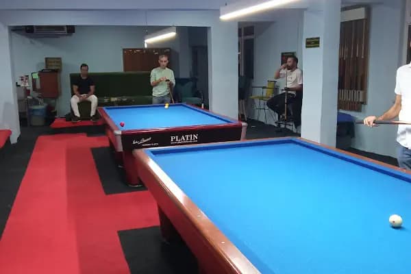 Arena Bilardo &amp; Cafe - Bilardo salonu - İstanbul Küçükçekmece