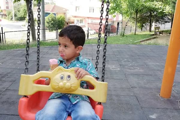Dinlenme Ve Çocuk Parkı - Park - Kocaeli Başiskele