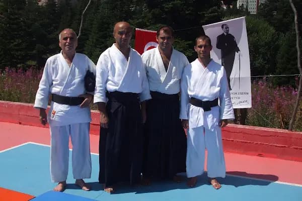 Aikido spor merkezi (Agatsudojo) - Aikido Okulu - İstanbul Esenyurt