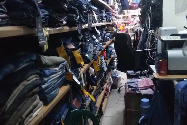 Flaş Giyim - Giyim mağazası - İstanbul Büyükçekmece