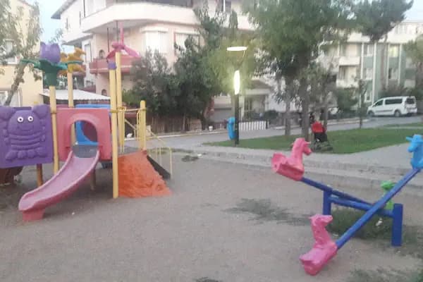 Alperen Çatlı Hatıra Parkı - Park - Balıkesir Edremit