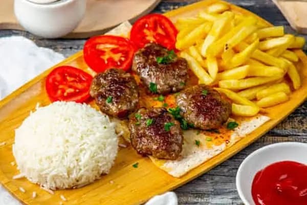 Şükran Hanım ( Köfte ve Tavuk İncik) - Paket servis restoranı - İzmir Bayraklı