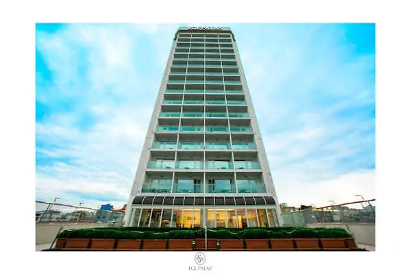 Ege Palas Business Hotel - Otel - İzmir Çeşme