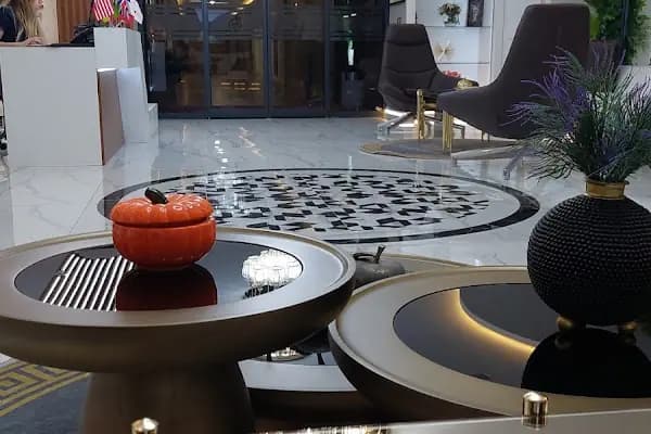 Es Aesthetic Clinic - Saç Transplantasyonu Kliniği - İstanbul Avcılar