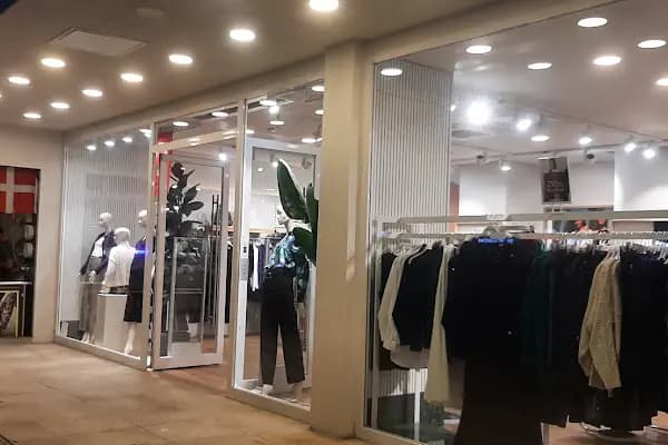 Jimmy Key Antalya Alanya Cadde 2 - Giyim mağazası - Antalya Alanya
