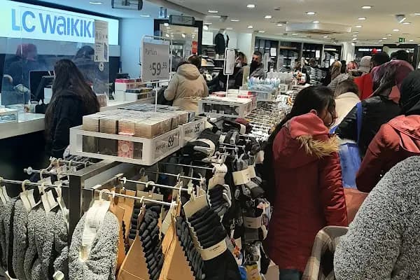 LC Waikiki - Giyim mağazası - Ankara Altındağ