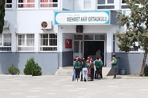 Mehmet Akif Ortaokulu - Okul - Adana Karataş