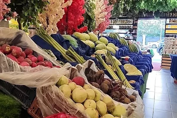 Kasrik Organik Manavi Günlük Sebze Ve Meyve - Bakkal - İstanbul Esenyurt