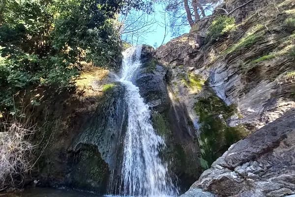 Kavacık Şelalesi - Yürüyüş Alanı - İzmir Menderes