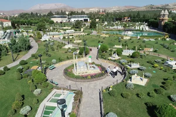 80 Binde Devr-i Alem Parkı - Meram Belediyesi - Tema Parkı - Konya Selçuklu