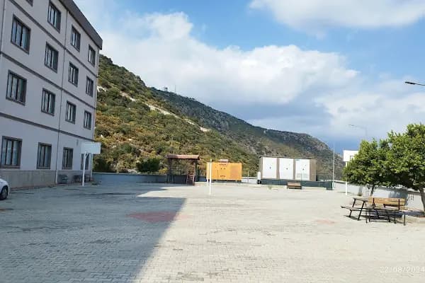 Demre Anadolu İmam Hatip Lisesi - Okul - Antalya Kepez