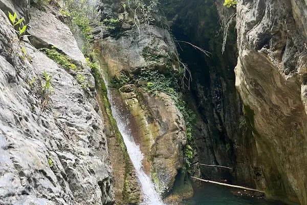 Saklı Vadi Şelalesi - Turistik Yer - Antalya Alanya