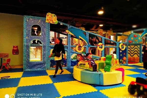 Playland - Oyun/Eğlence Merkezi - İstanbul Esenyurt