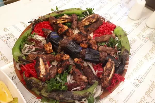 Altın Sofra Yemek Solonu - Restoran - Şanlıurfa Akçakale