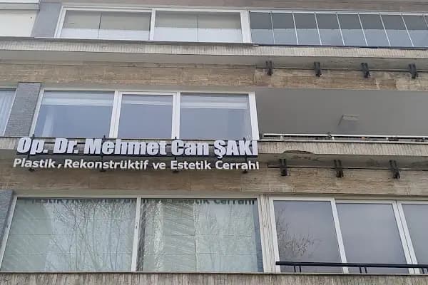 Op. Dr. Mehmet Can Şakı - Estetik Cerrahi Kliniği - İstanbul Adalar