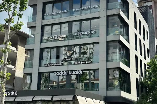 Op. Dr. Yakup Işık, Plastik, Rekonstrüktif ve Estetik Cerrahi - Estetik Cerrah - İstanbul Beylikdüzü