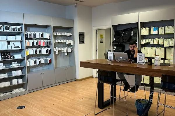 Gürgençler Mall Of İstanbul AVM, İstanbul - Apple Yetkili Servis Sağlayıcısı - Cep Telefonu Tamir Atölyesi - İstanbul Beylikdüzü