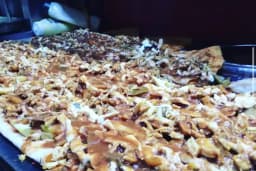 Yalnız döner