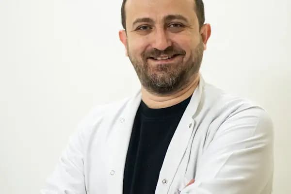 Op. Dr. Levent Taşyıkan - Ortopedi ve Travmatoloji Uzmanı - Ortopedi Cerrahı - İstanbul Küçükçekmece