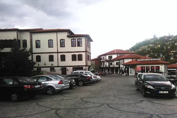 Hacı Bayram Mahallesi Muhtarlığı - Yerel Yönetim Ofisi - Ankara Altındağ