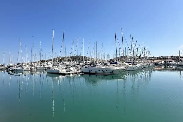 Çeşme Limanı - İlgi Çekici Yer - İzmir Bornova