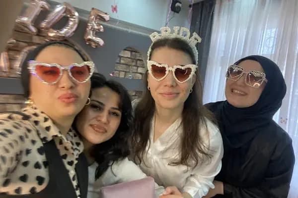 EYDA Saç Tasarım Güzellik Salonu - Kuaför - Balıkesir Gömeç